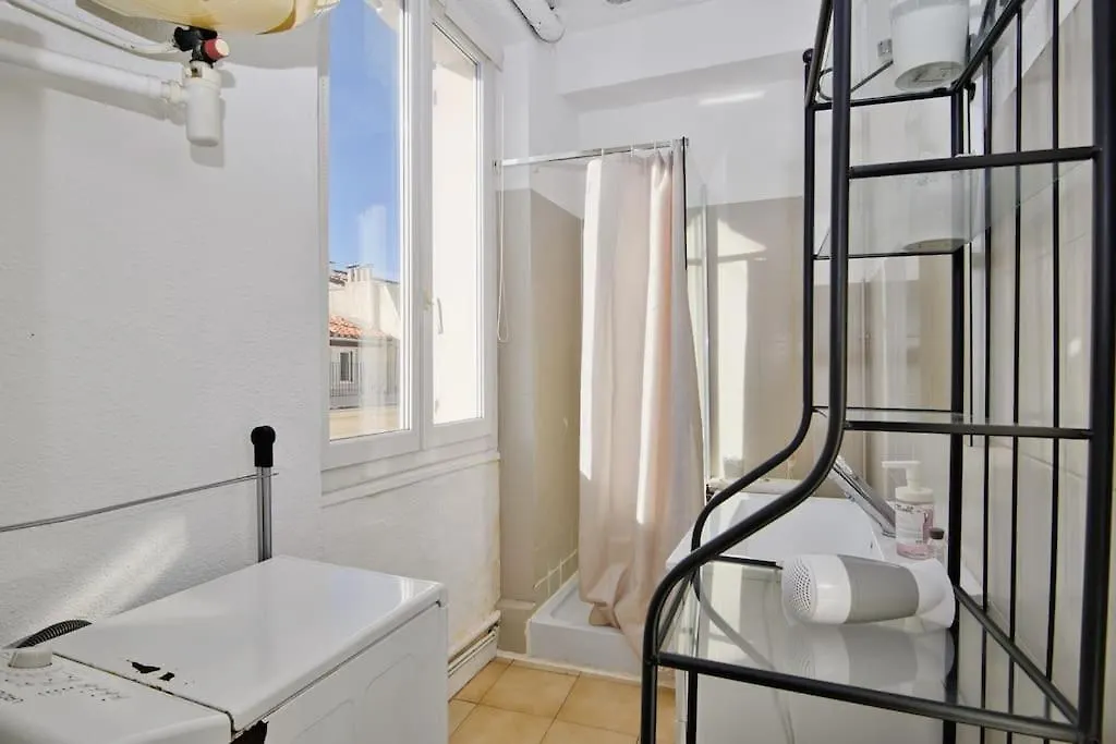 Pied-A-Terre Ideal Au Vieux-Port Marseille 0*,  France
